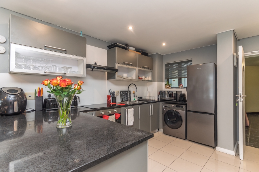 2 Bedroom Property for Sale in Cape Town City Centre Western Cape